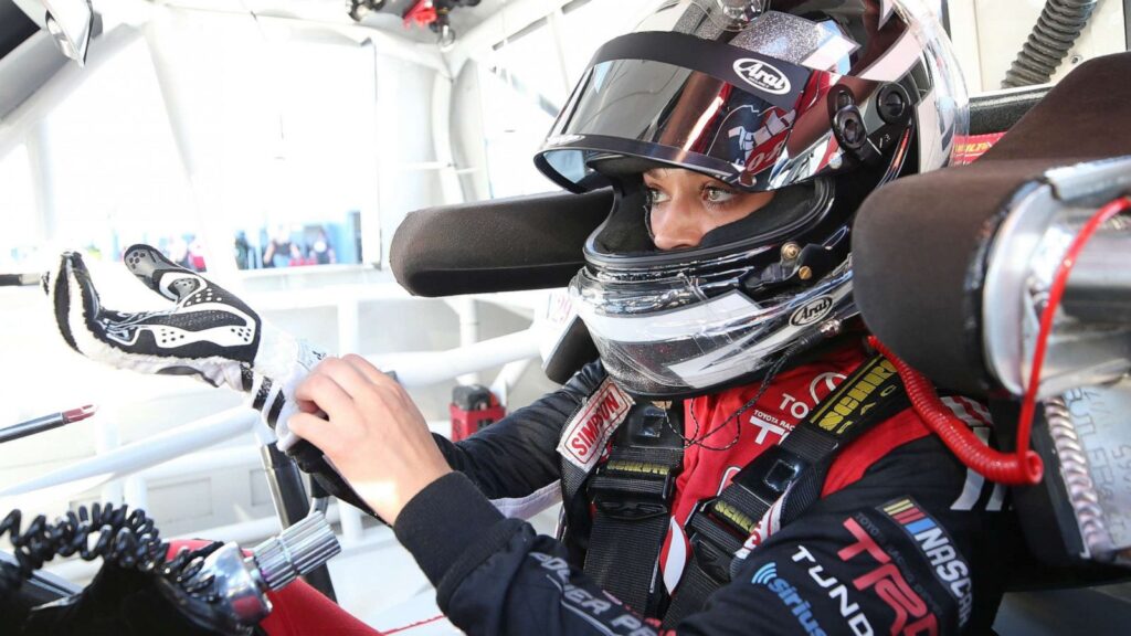 how much do nascar drivers make