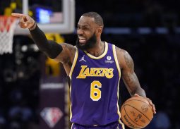LeBron James holds NBA career turnovers record